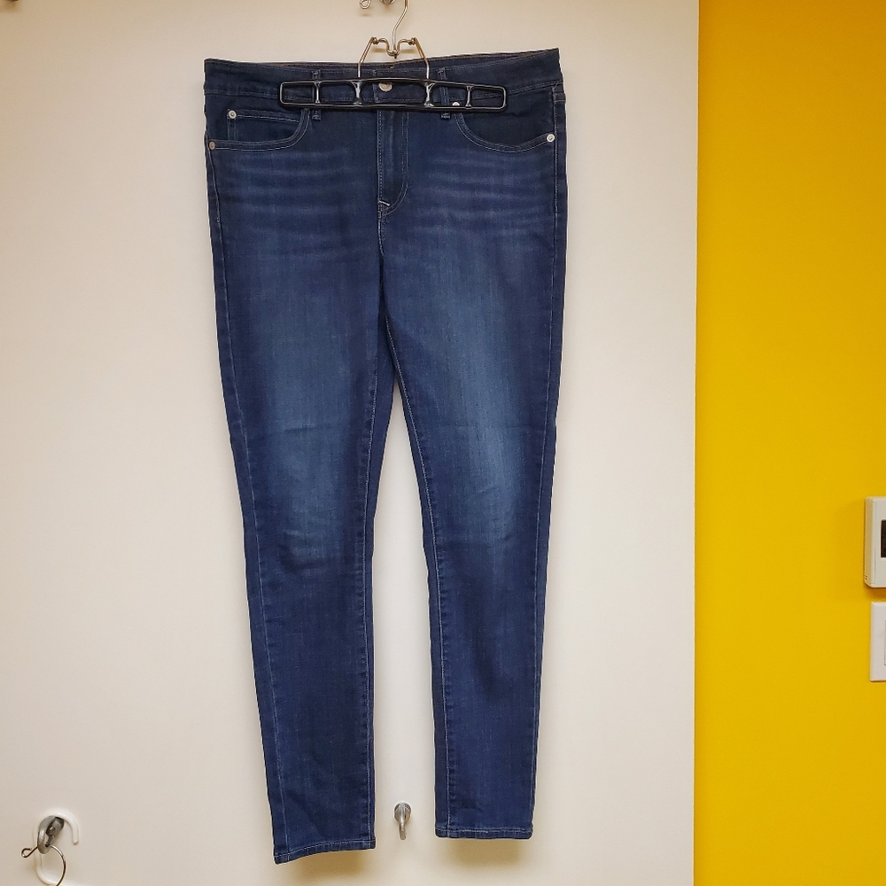 Levi's Skinny 711 Jeans